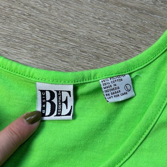 BASIC ESSENTIALS | Vintage Y2K Neon Green Tank Size Large - Picture 2 of 4